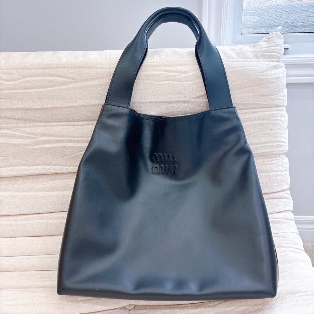 99% NEW MIU MIU AUTHENTIC BIG BLACK LEATHER BAG - Picture 11 of 11